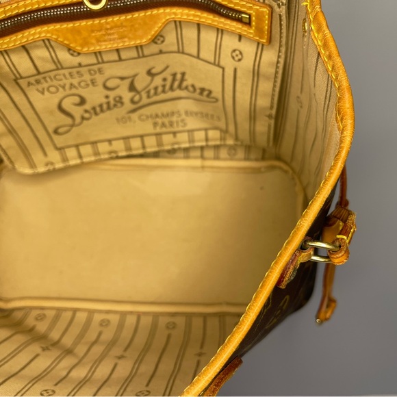 Louis Vuitton Monogram Neverfull PM and Dust Bag - Picture 12 of 16